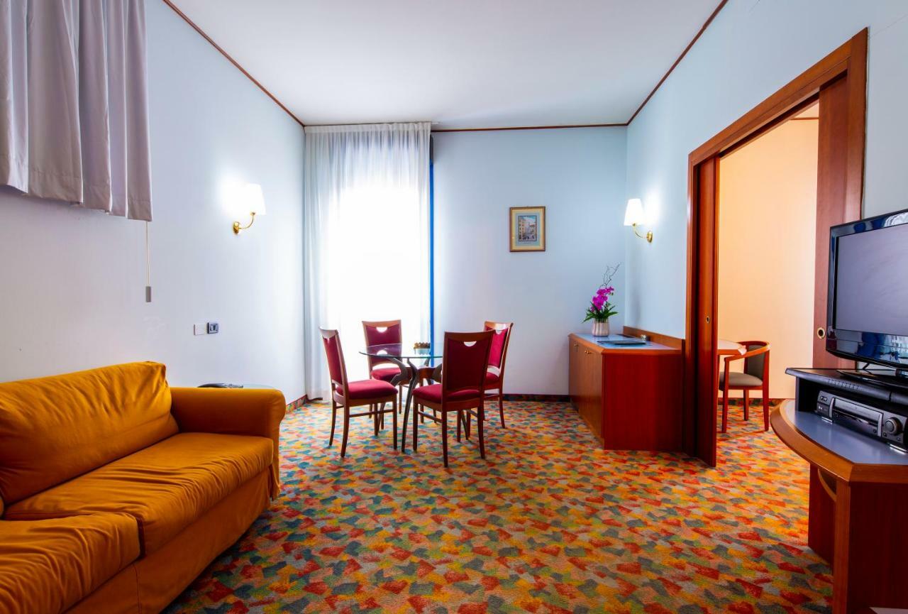 Hotel Persico'S San Giovanni in Persiceto Dış mekan fotoğraf